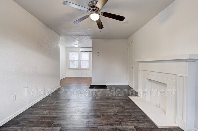 Building Photo - 3200 NW 16th St