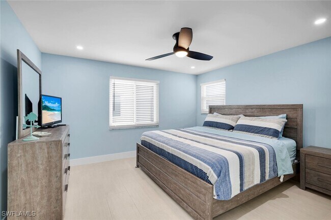 Building Photo - 1155 Sandpiper St