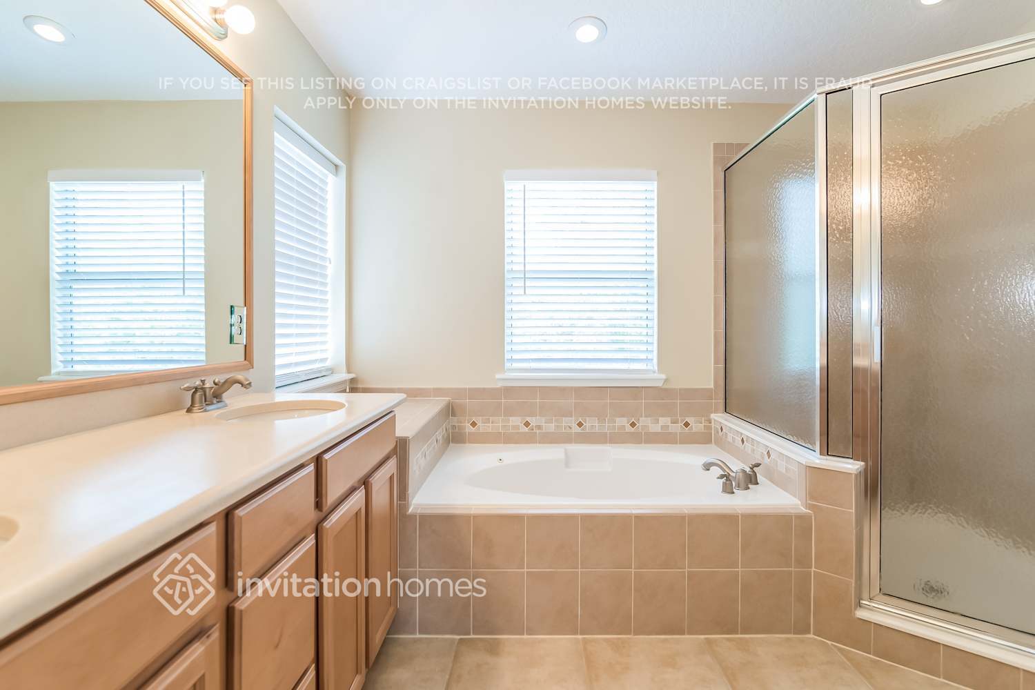 Building Photo - 5698 Alamosa Cir