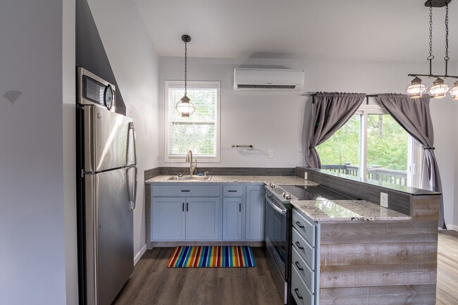 Building Photo - 202 Lagoon Dr