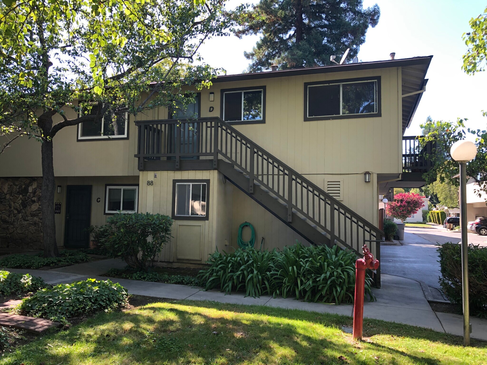 Building Photo - 88 Flynn Ave