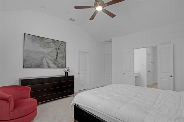 Building Photo - 2720 Parkview Pl