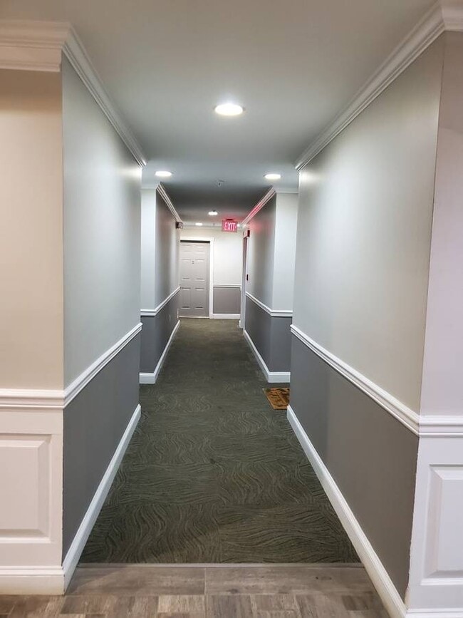 Building Photo - 2700 Bellforest Ct