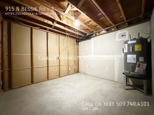 Building Photo - 915 N Bessie Rd
