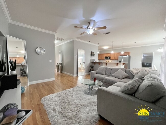 Building Photo - Beautiful 4 Bedroom Home in Niceville!