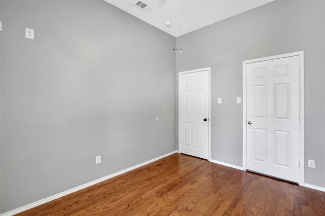 Building Photo - 9709 Lovers Ln