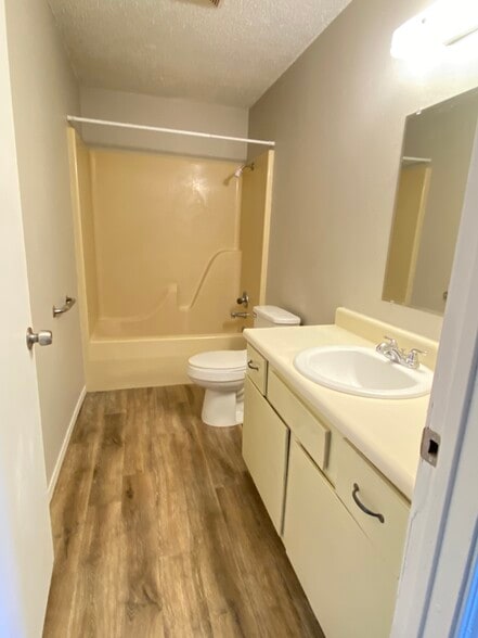 Building Photo - 300 Fink Dr