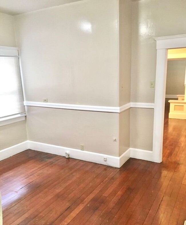 Building Photo - 2 bed 2 bath House in Vallejo - AVAILABLE ...