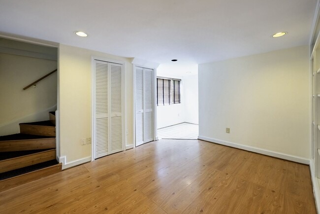 Building Photo - NW DC - Timeless Elegance Meets Modern Comfort in AU Park (with Pool!)