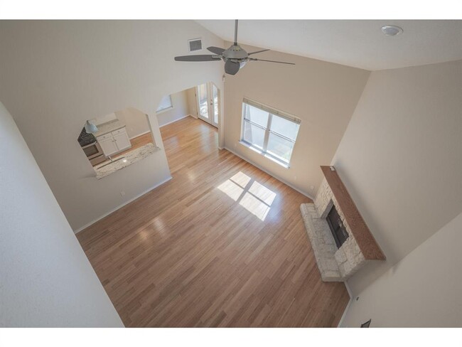 Building Photo - 5709 Pecanwood Ln