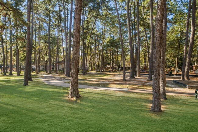 Building Photo - 3203 Golden Willow Dr