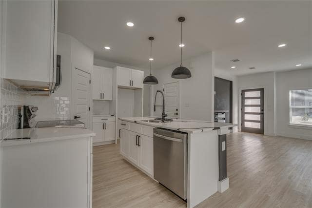 Building Photo - 3707 Penelope St