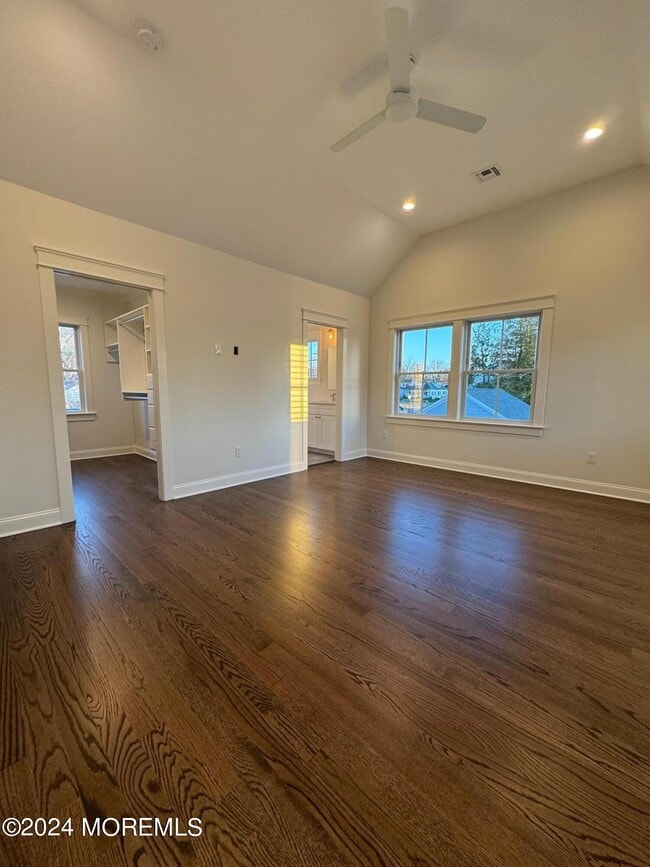 Building Photo - 67 W Sunset Ave