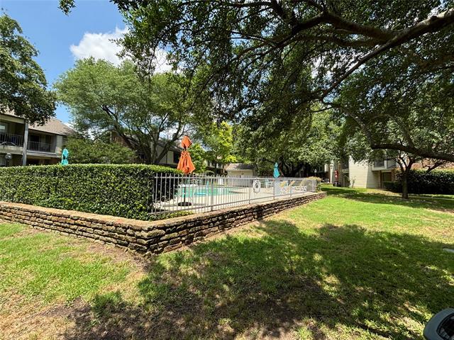 Building Photo - 2535 Wedglea Dr