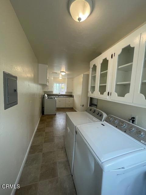 Building Photo - 451 S Evergreen Dr