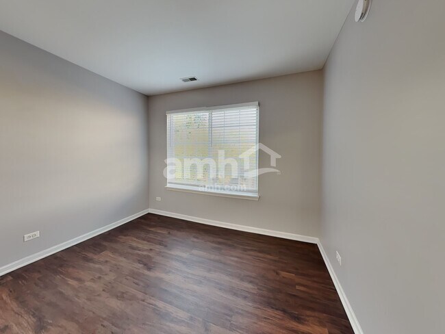 Building Photo - 2797 Sorrel Row