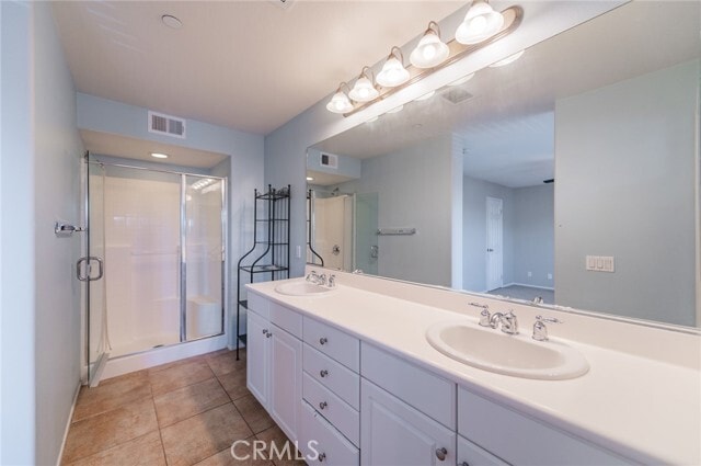 Building Photo - 15904 Fountain Ln