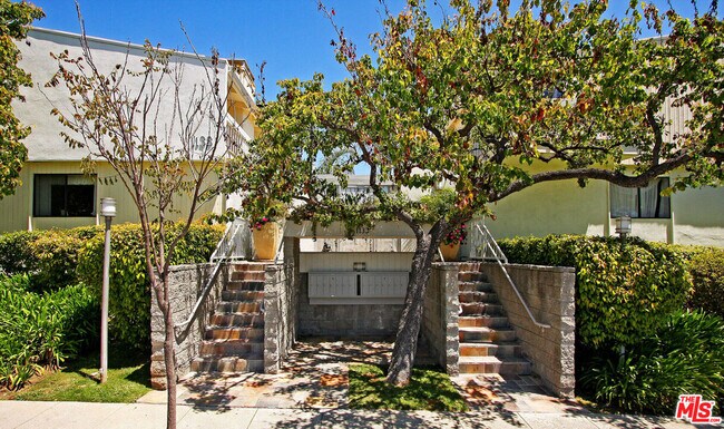 Building Photo - 1133 24th St