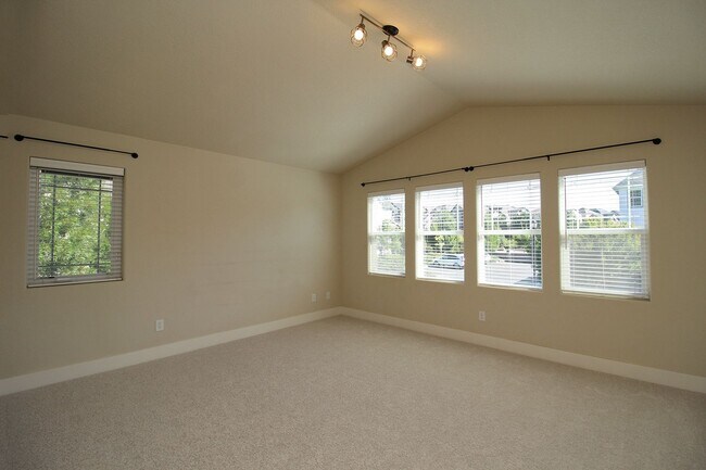 Building Photo - 13490 SW Calabash Terrace