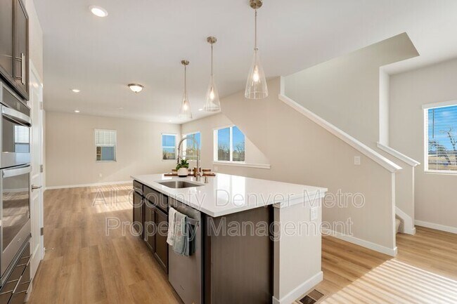 Building Photo - 15195 W 68th Pl