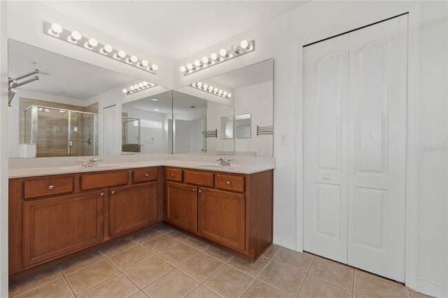 Building Photo - 9836 Old Patina Way