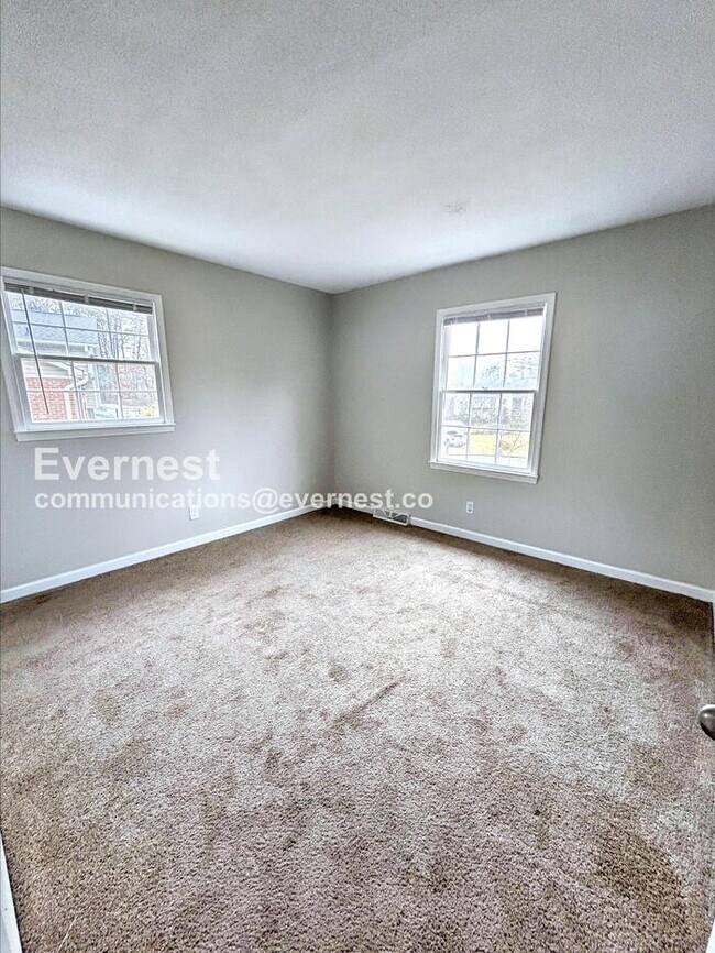 Building Photo - 561 Brightsfield Ct