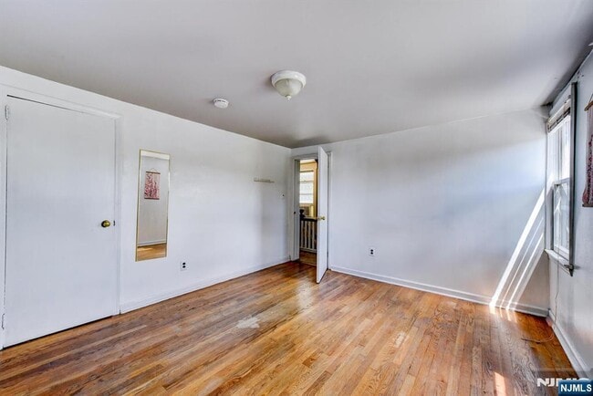 Building Photo - 221 Old Boonton Rd