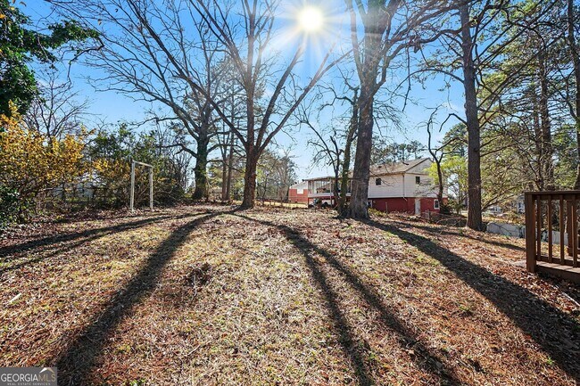 Building Photo - 2505 Shiloh Dr