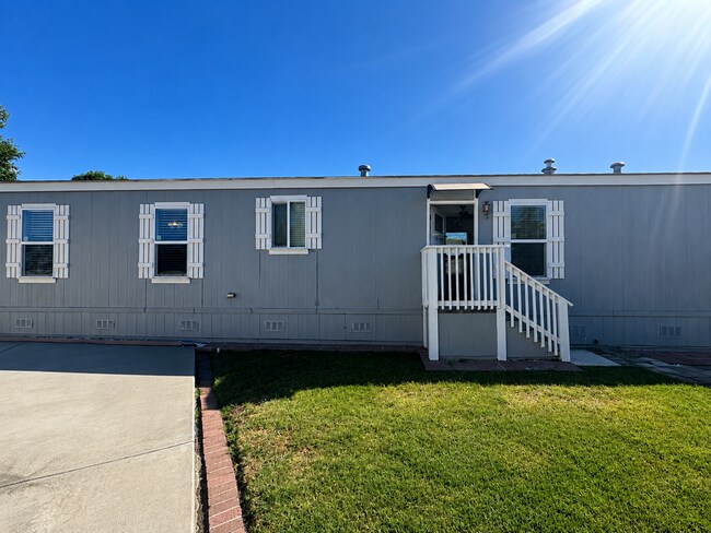 Building Photo - Private 2-Bedroom ADU with Yard, Shed, and Separate Entrance