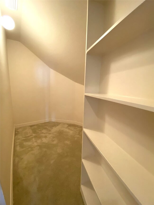 Building Photo - 21419 Delta Spring Ln