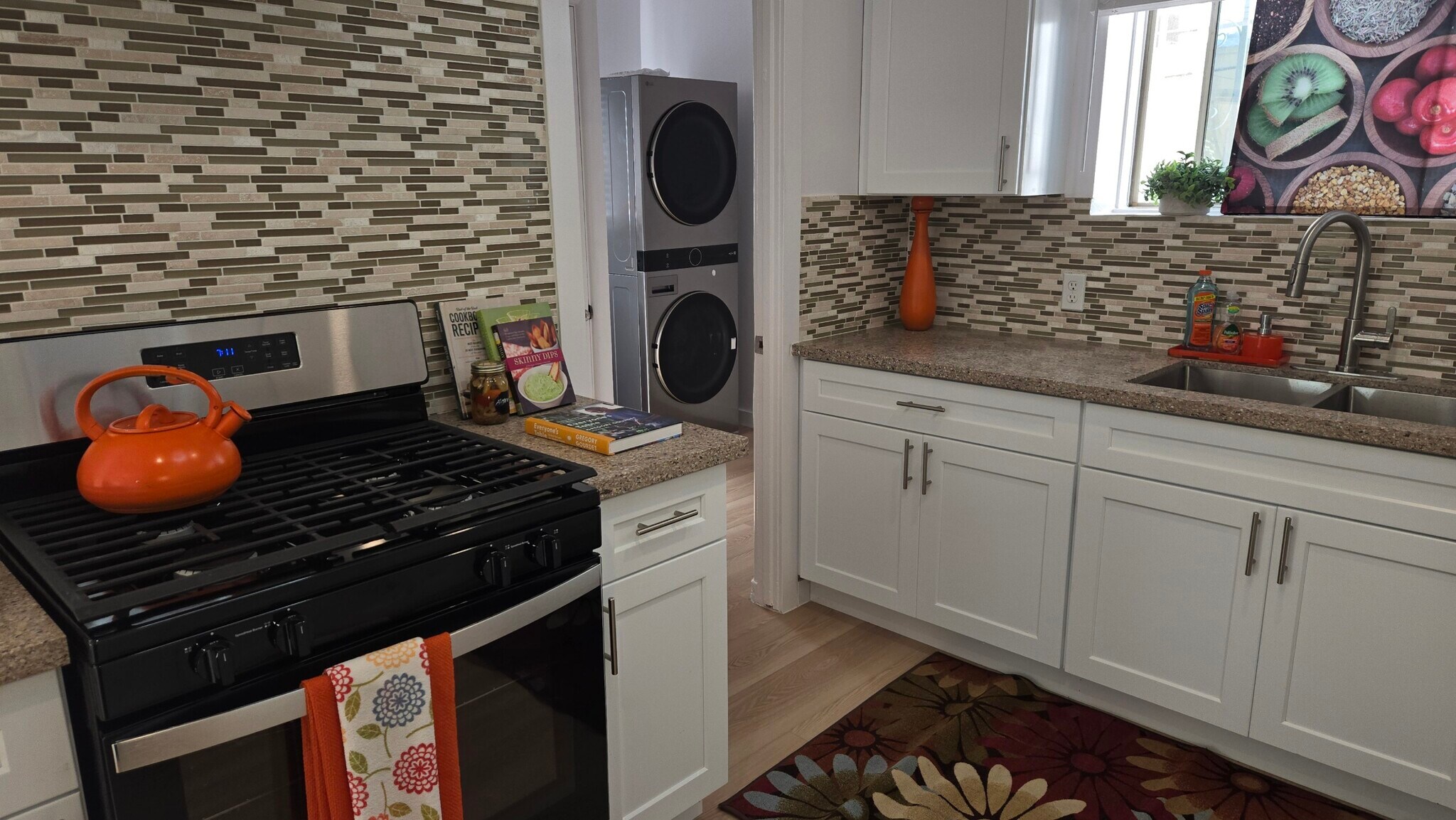 kitchen - 4269 McClung Dr