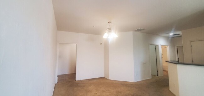 Building Photo - Stunning Condo with Attached Garage