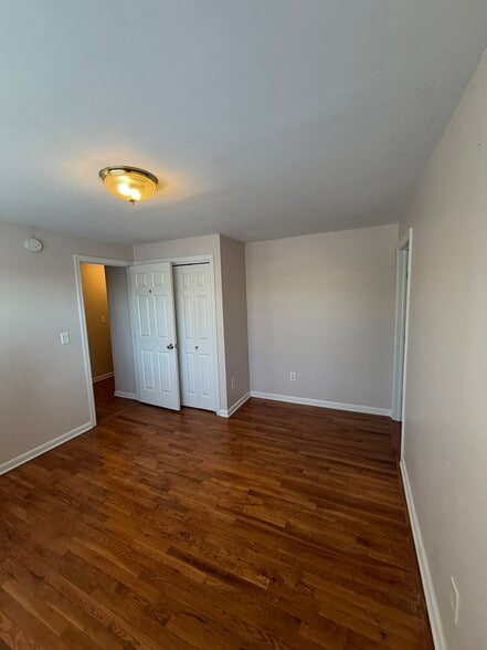 Building Photo - 186 Seaton Rd