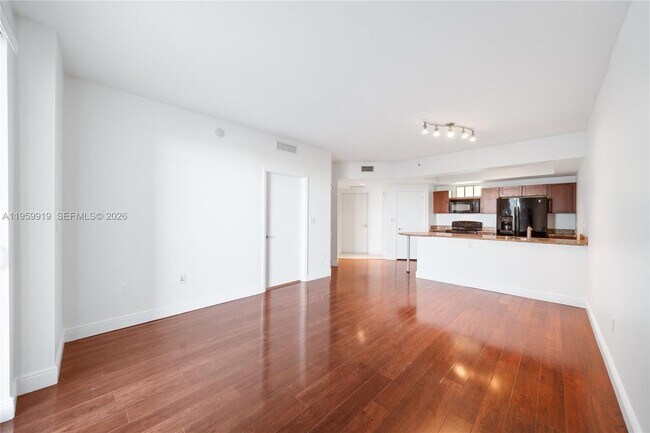 Building Photo - 7280 SW 90th St