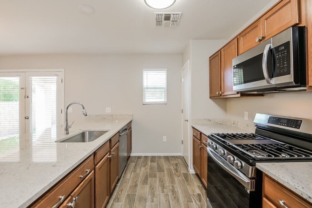 Building Photo - 5075 E Fishhook Ct