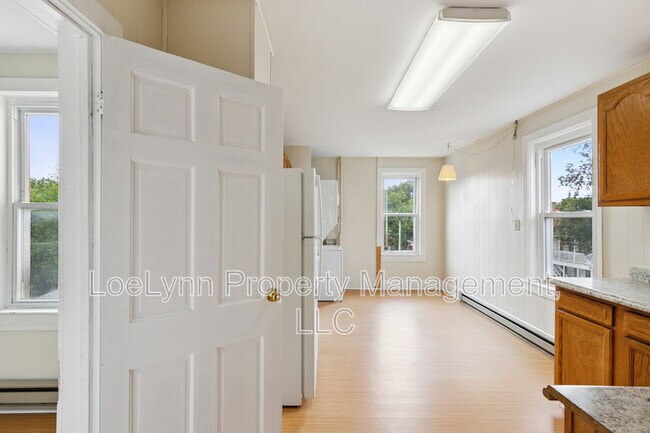 Building Photo - 311 Boyd Ave