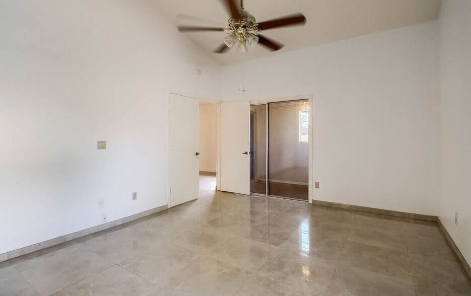 Building Photo - 18202 N 19th St