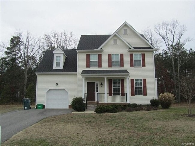 Building Photo - $2475  Beautiful West End 2-Story 4 Bedroom Colonial Home