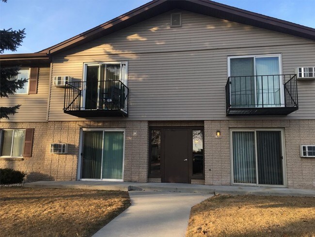 Primary Photo - 1510 Witzel Avenue 1