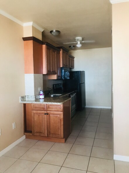 Building Photo - 1315 N US Hwy 1