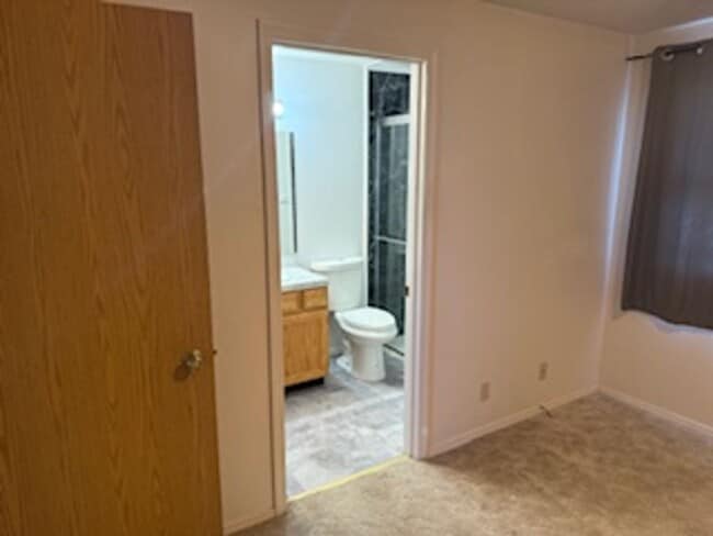 Building Photo - 379 Lawndale Dr