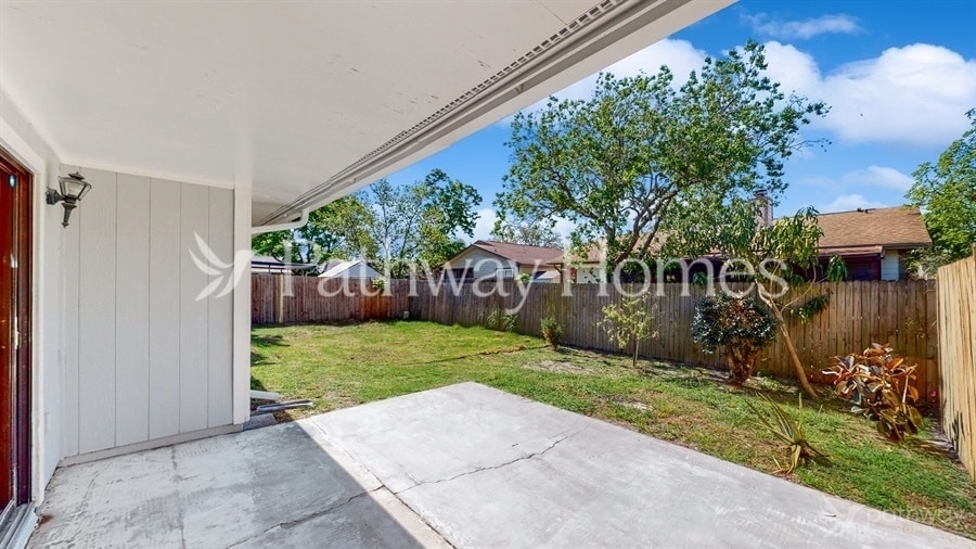 Building Photo - 3239 Curry Woods Cir