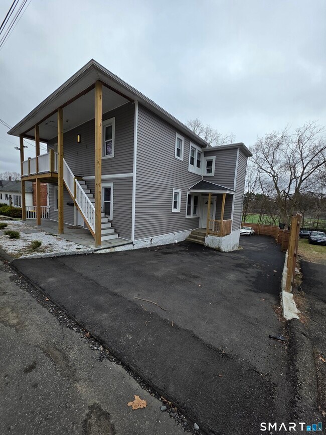 Building Photo - 31 Van Orman St