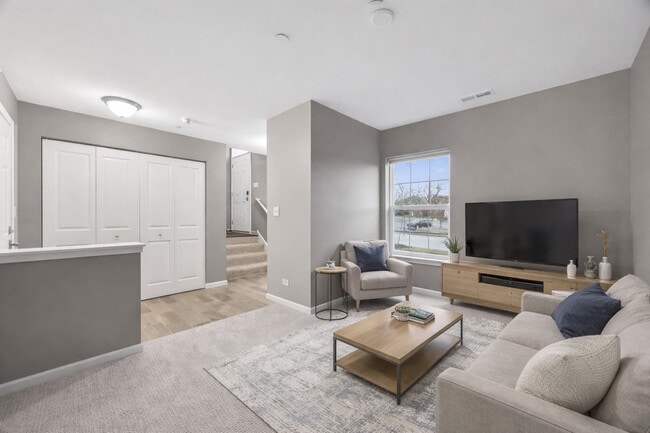 Building Photo - 23 Bethel Ln