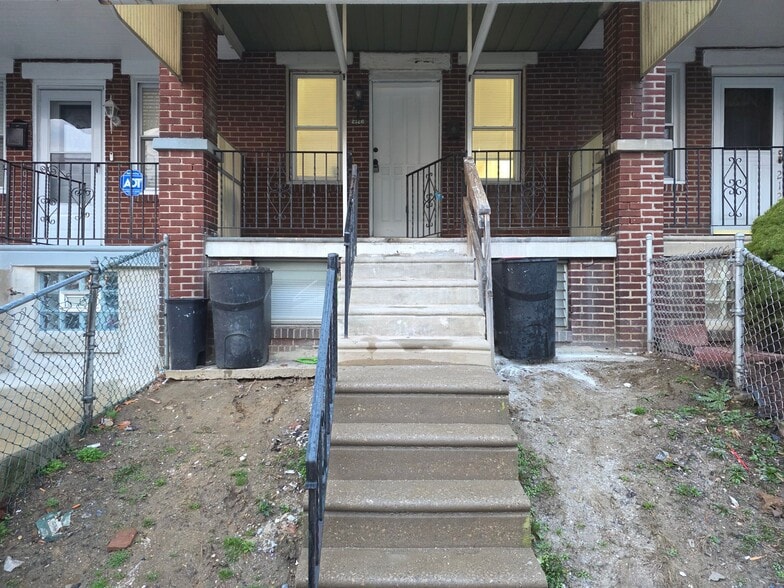 Building Photo - 2055 Carver St