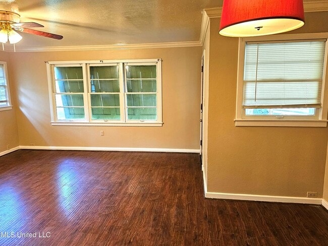 Building Photo - 3416 36th Pl