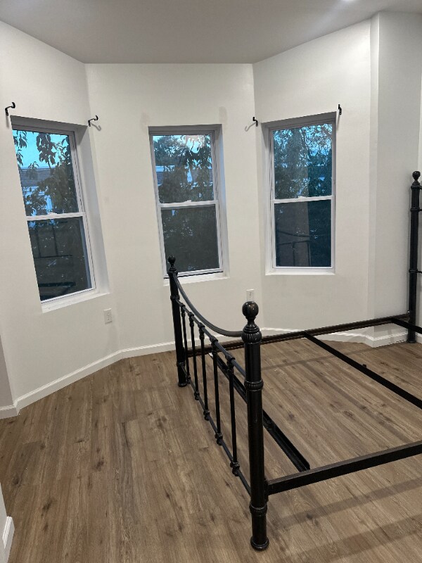 Building Photo - 5320 Kershaw St