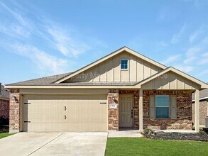 Building Photo - 1512 Deerchase Dr