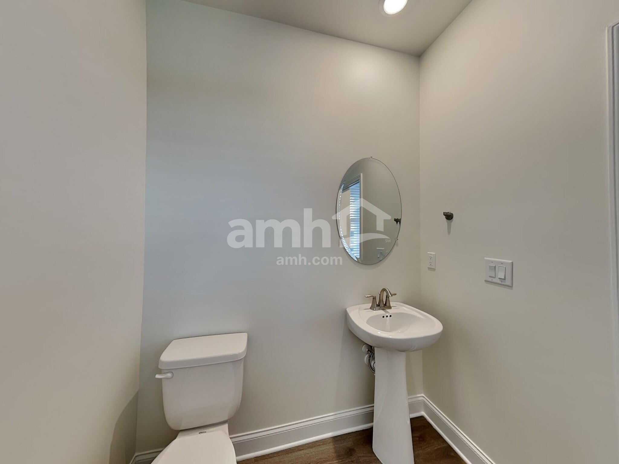 Building Photo - 820 Jubilation St