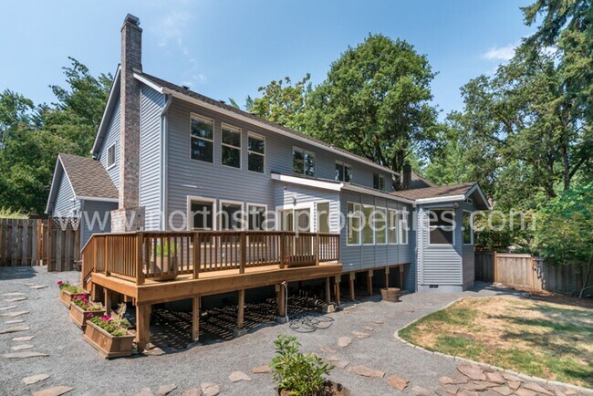 Building Photo - Newly Remodeled Lake Oswego Traditional